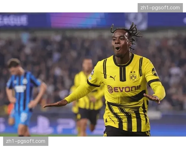 吉滕斯切尔西边锋突破效率低下,54分钟5次过人仅2次成功